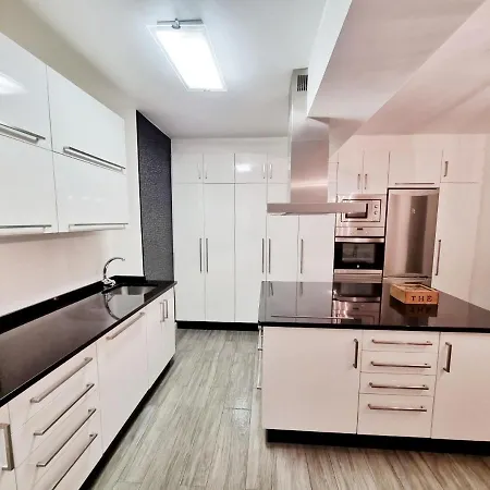 El Piso De Maria Lejlighed *